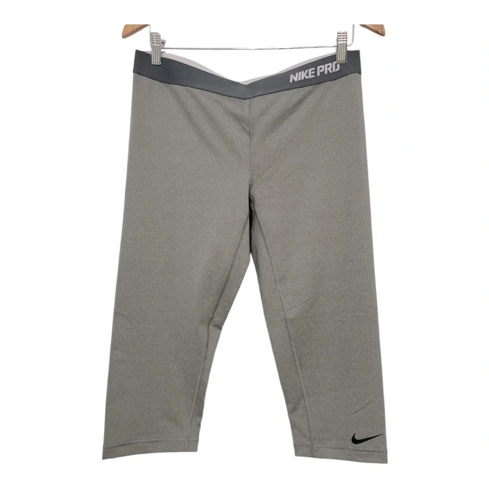 Nike PRO Women's XL Fitted Dri Fit Pants Leggings Cropped Capri Gray